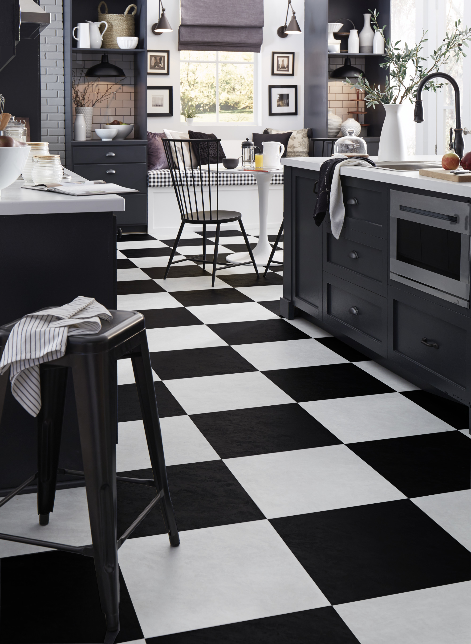 Luxury Vinyl ADURA®Flex Villa Coal FXT422 | Mannington