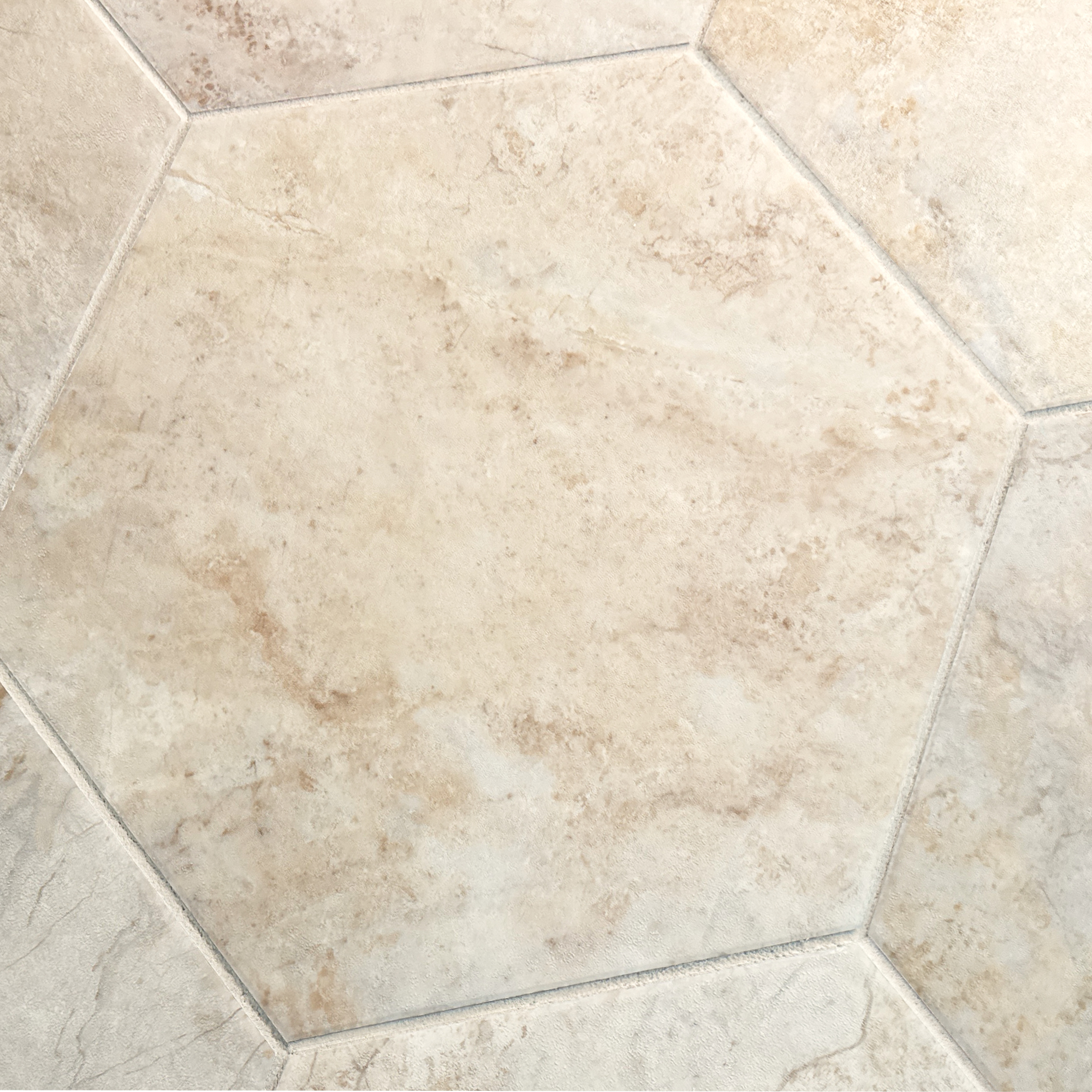 Luxxe Hexagon — Pearl